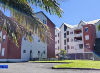 En vente un studio spacieux de 44.15 m2 situé à Saint Joseph avec une superbe vue mer