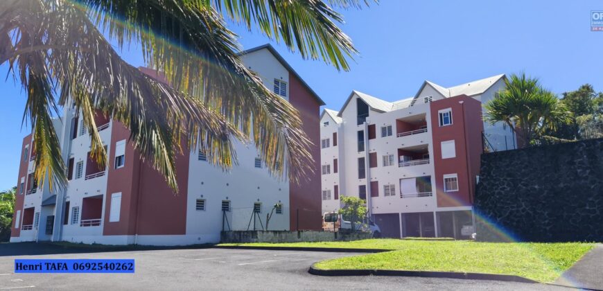 En vente un studio spacieux de 44.15 m2 situé à Saint Joseph avec une superbe vue mer