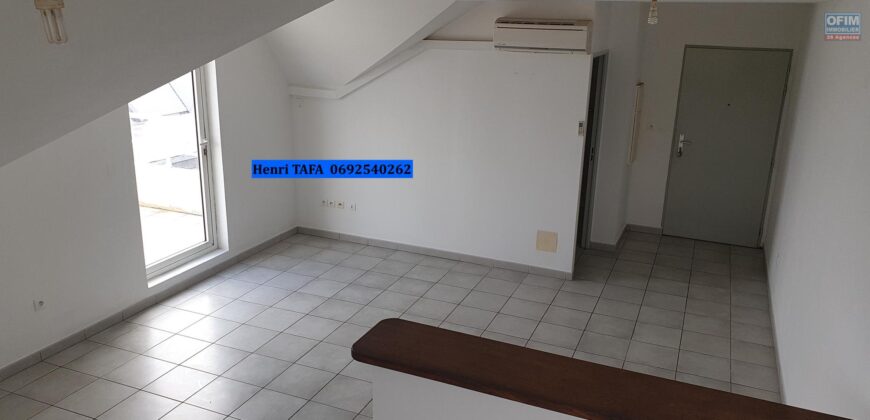 En vente un studio spacieux de 44.15 m2 situé à Saint Joseph avec une superbe vue mer