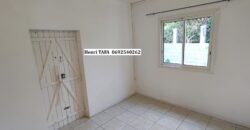 À louer villa de plain pied T3 de 67 m2 habitables situé proche de toutes commodités à Saint Joseph