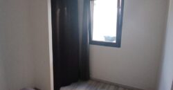 A vendre un lot de deux appartements, un T2 et un studio, situés à seulement 2 minutes à pied de la plage au cœur de Saint-Gilles les Bains