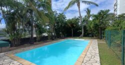 À vendre un bel appartement T4 avec vue mer situé dans une résidence sécurisée avec piscine au centre-ville de Saint Denis