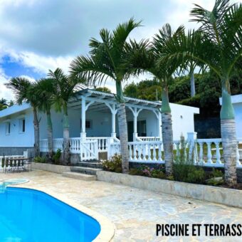 À louer une villa T5/6 de plain-pied avec piscine et jardin située à La Montagne