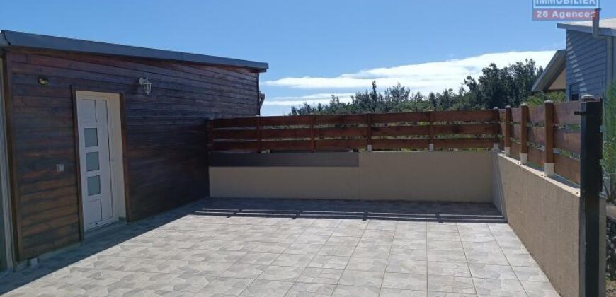 À louer une grande et belle villa T6 avec vue mer située sur les hauteurs de La Possession