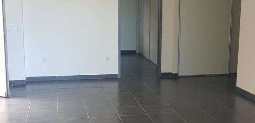 À louer un agréable appartement T4 situé à Saint Leu face au lagon