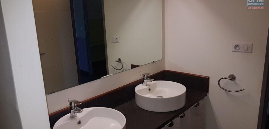 À louer un agréable appartement T4 situé à Saint Leu face au lagon