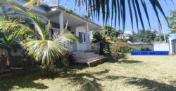 À louer à Saint-Joseph charmante villa F4 de plain-pied de 120 m² avec jardin