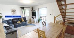 Location d’une jolie villa T5 à étage de 115.50 m2 située à Saint Joseph