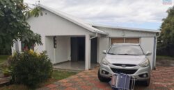 Location d’une agréable villa T4 avec beau jardin clôturé située à Saint Louis