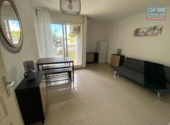 A louer un studio meublé de 23.13m2 proche des commerces et universités à Sainte Clotilde