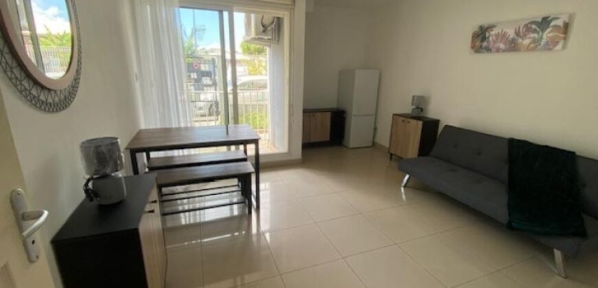 A louer un studio meublé de 23.13m2 proche des commerces et universités à Sainte Clotilde
