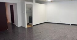 À louer un local professionnelle ou commercial de 66 m2 situé proche du centre-ville du Tampon