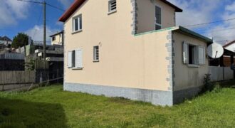 Location d’une charmante villa T4 entièrement rénovée située dans un quartier calme à La Plaine des Cafres