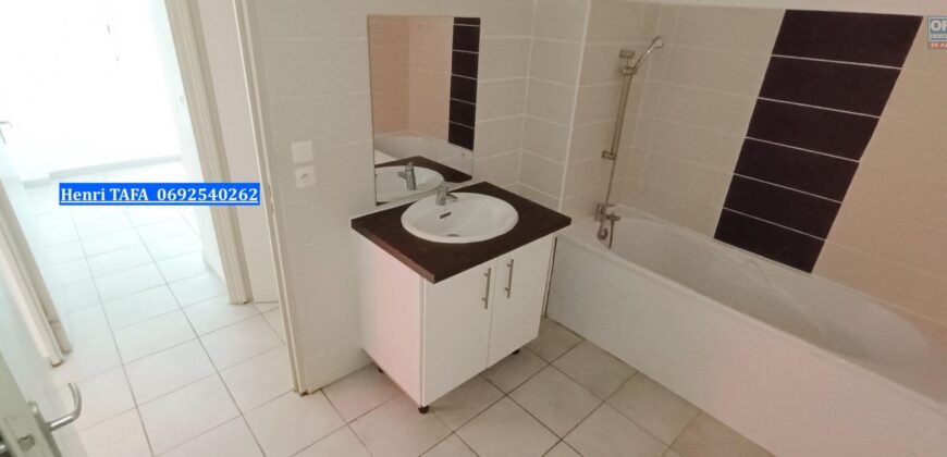 À louer un agréable appartement T2 de 45.65 m2 situé. dans une résidence sécurisée à SAINT JOSEPH
