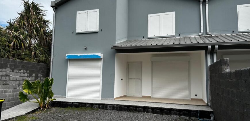 Location d’une villa récente de type F4 proche centre ville de Bras Panon