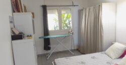 A vendre un charmant appartement T3 offrant une belle vue sur mer situé au quartier de l’Eperon à Saint Gilles Les Hauts