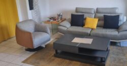 En vente un agréable appartement de type F2 situé à seulement 8 minutes de Saint Pierre