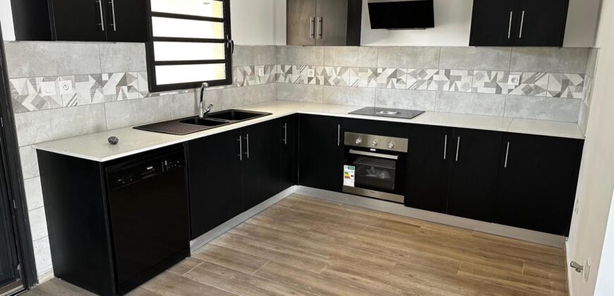 A louer une villa récente de 83.98m2 nichée au fond d’une impasse calme à Saint André