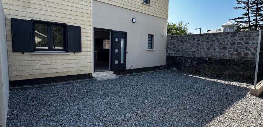 A louer une villa récente de 83.98m2 nichée au fond d’une impasse calme à Saint André