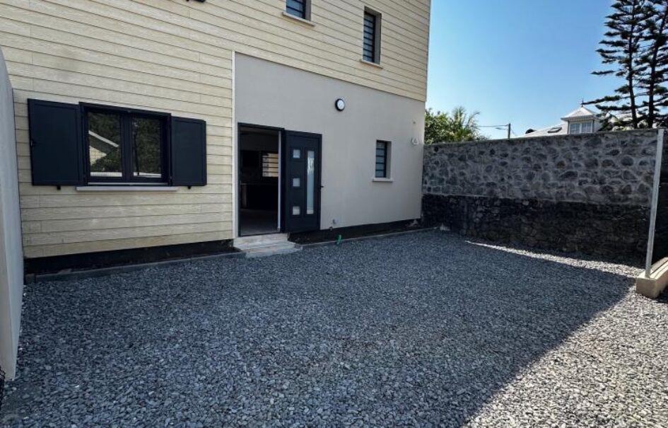 Location d’une villa neuve de type F4/5 située proche centre ville de Saint André