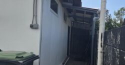 A vendre une villa divisée en deux logements indépendants proche des commerces à Bras Panon