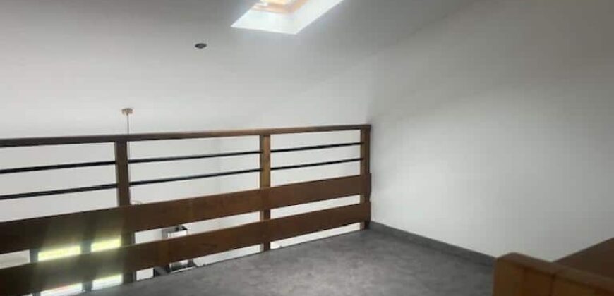 À louer villa mitoyenne de type F4/5 située dans le quartier de la Ravine Sèche