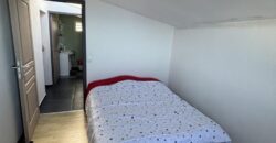 A vendre un lumineux appartement T4 situé à l’étage d’une maison à Saint Leu