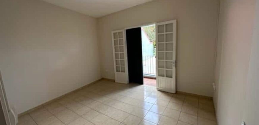 A louer appartement en duplex type F3/4 à proximité immédiat du centre vile de saint-andré