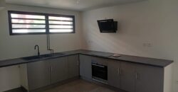 À louer un appartement de type F3 de 67.71 m2 situé dans une résidence sécurisée à La Saline les Hauts