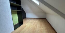 À louer une charmante ville F4 d’environ 105 m2 située dans un quartier calme au Tampon 17ème