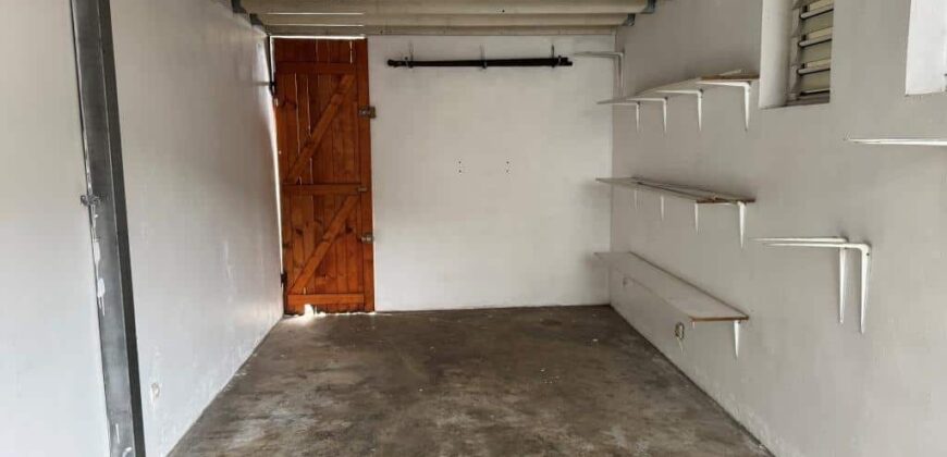 À louer une charmante ville F4 d’environ 105 m2 située dans un quartier calme au Tampon 17ème