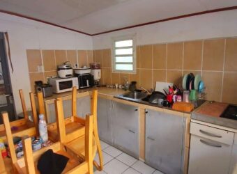 À louer une maison T4 non-meublée située sur les hauteurs de Saint-Gilles Les Hauts