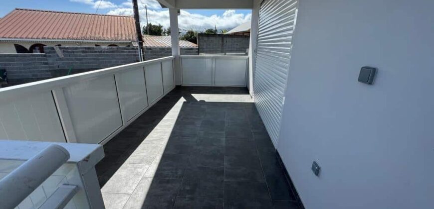 Louez cette agréable villa T4 d’environ 85 m2 située dans le secteur calme de Bras Creux au Tampon