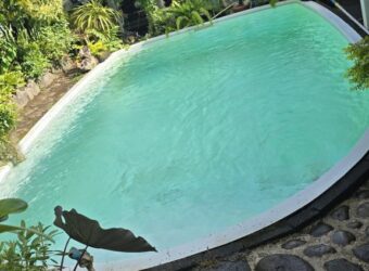 En vente une villa entièrement meublée avec piscine située à Saint-André Cressonnière