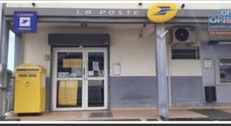 A louer un local commercial de 110m2 proche des commerces à la Grande Montée