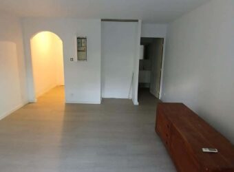 A louer un studio de 26.64m2 avec cour à Sainte Marie