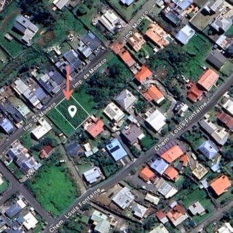 À vendre terrain constructible de 376 m2 situé dans un secteur calme et recherché au Tampon 19ème
