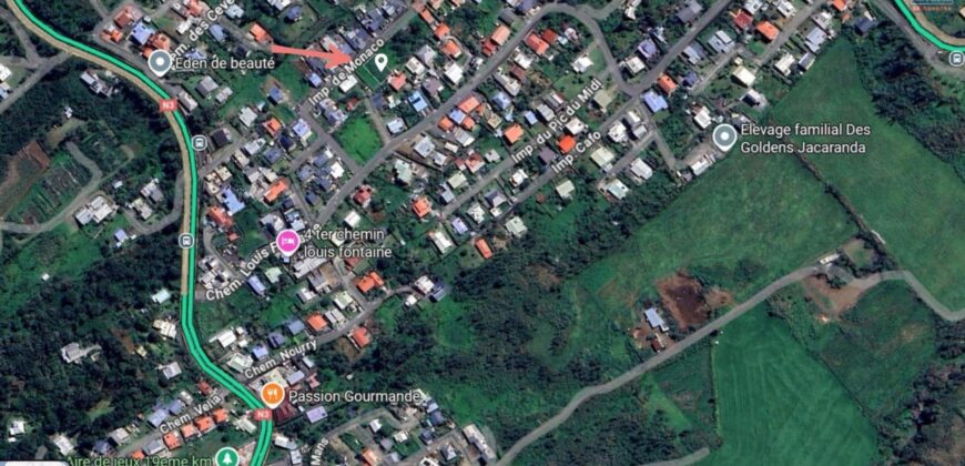 À vendre terrain constructible de 376 m2 situé dans un secteur calme et recherché au Tampon 19ème