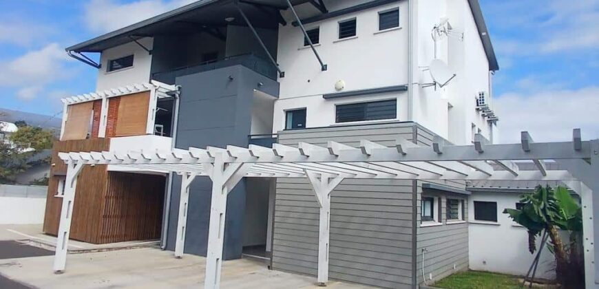 A louer un spacieux appartement F4 de 98.73m2 à Saline les Hauts