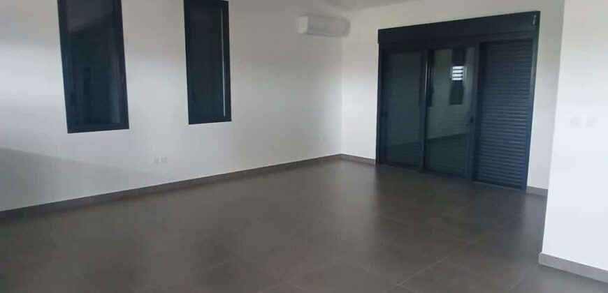A louer un spacieux appartement F4 de 98.73m2 à Saline les Hauts
