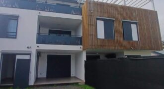 A louer un bel appartement de type F3 avec jardin à la Saline Les Hauts A louer un bel appartement de type F3 avec jardin à la Saline Les Hauts