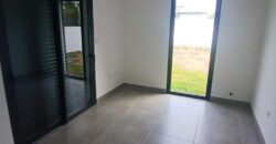 A louer un bel appartement de type F3 avec jardin à la Saline Les Hauts