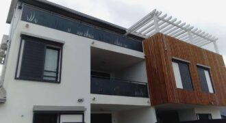 Location d’un appartement de standing de 98.73m2 avec parking à Saline les Hauts