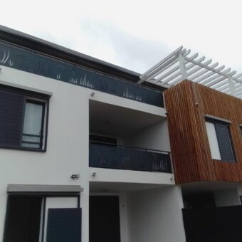 Location d’un appartement de standing de 98.73m2 avec parking à Saline les Hauts