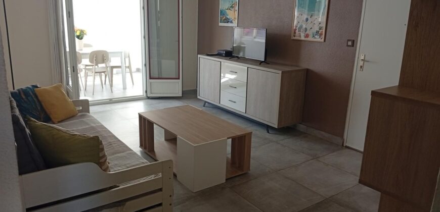A louer un lumineux appartement meublé proche de la plage à Ermitage les bains