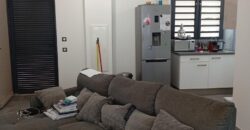 En vente un appartement de type F2 situé dans un quartier résidentiel à Saint Pierre
