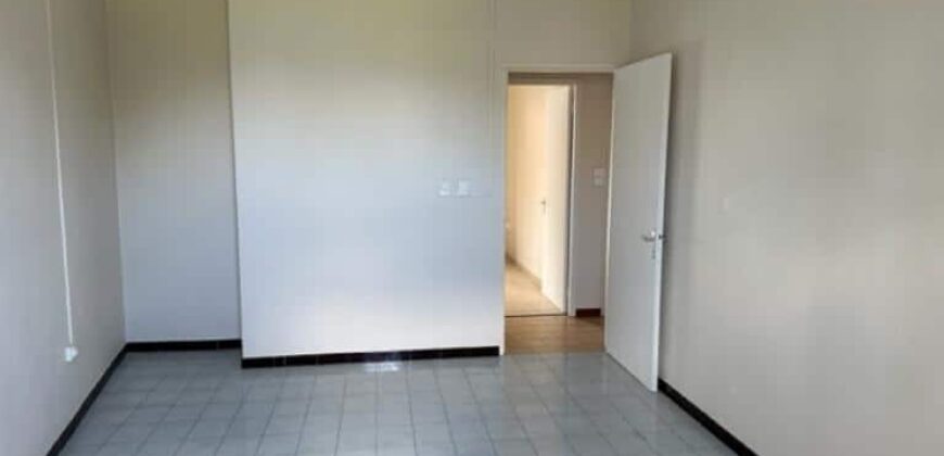 A louer appartement en duplex type F3/4 à proximité immédiat du centre vile de saint-andré