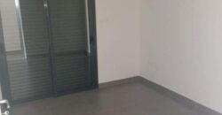 A louer un spacieux appartement F4 de 138 m² dans une résidence récente avec belle vue mer à La Saline-les-Hauts