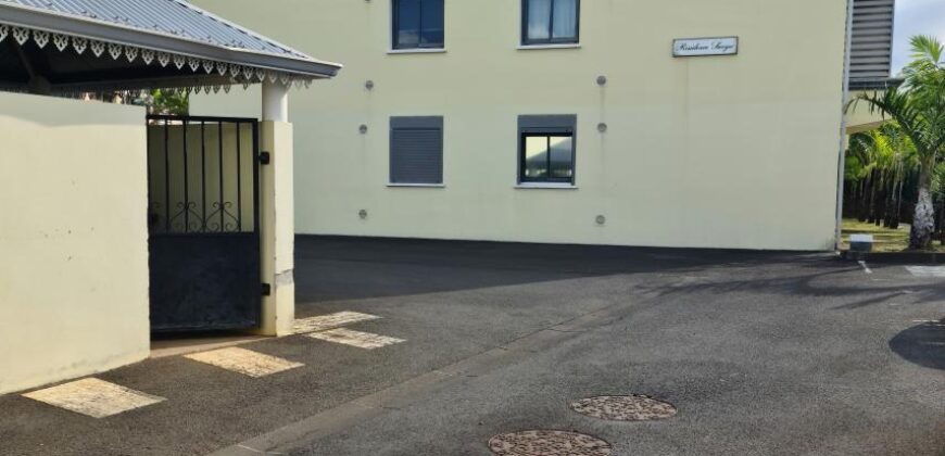 A louer un appartement T3 de 60m2 dans une résidence sécurisée à Sainte Clotilde