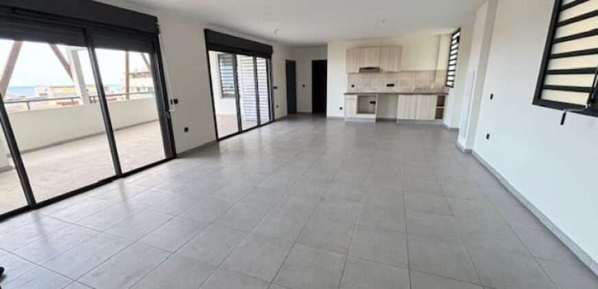 A vendre un appartement neuf de 94m2 au centre ville de Saint Denis